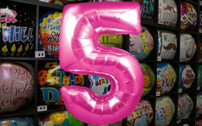 5 Ways to Decorate with Letter Balloons