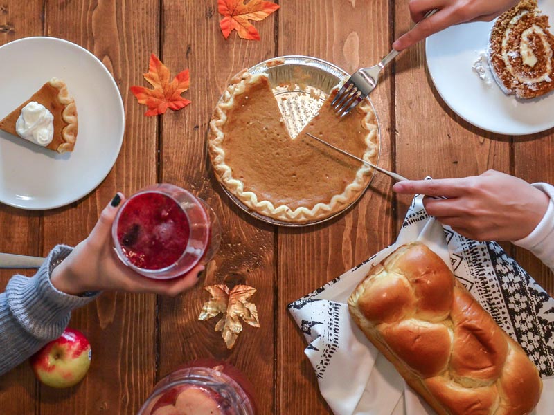 Friendsgiving Ideas for the Best Holiday Yet